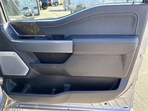 Used 2023 Ford F150 Lariat w/ Equipment Group 502A High image 16