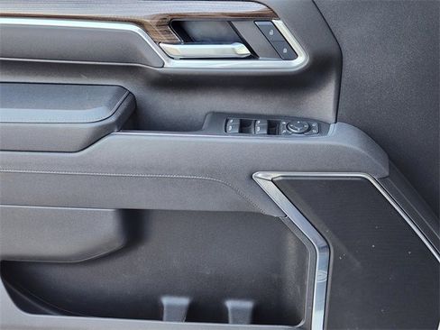 Certified 2025 Chevrolet Silverado 2500 LT w/ Safety Package image 18