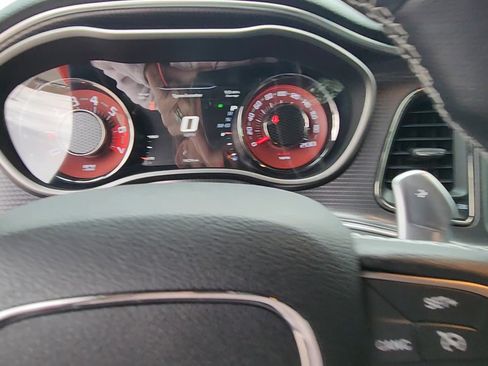 Used 2016 Dodge Challenger SRT Hellcat RWD image 35