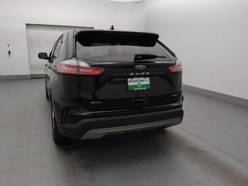 Used 2024 Ford Edge SEL image 6