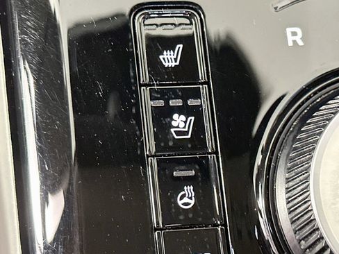 Used 2024 Kia Niro Wave FWD image 21