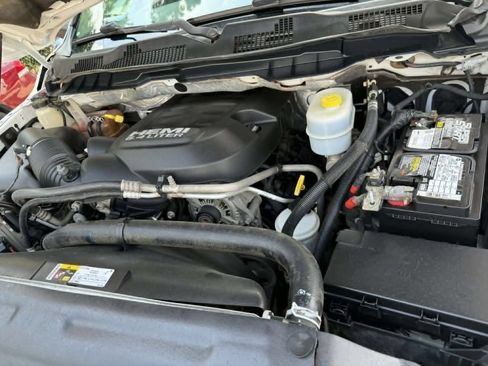 Used 2014 RAM 2500 Tradesman w/ Chrome Appearance Group AWD/4WD image 38