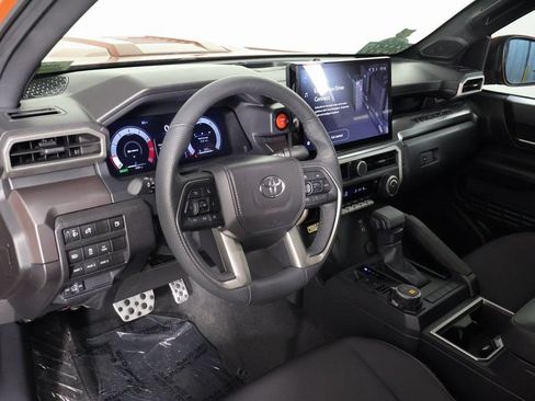 Used 2025 Toyota Tacoma TRD Sport w/ TRD Sport Upgrade Package AWD/4WD image 7