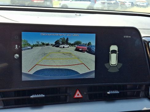 Used 2023 Kia Sportage EX AWD/4WD image 18
