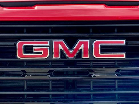 New 2026 GMC Sierra 1500 Elevation image 19