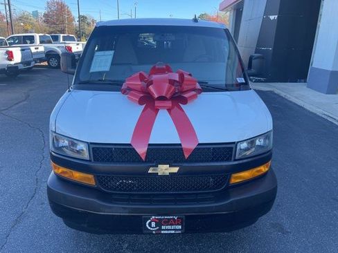 Used 2022 Chevrolet Express 3500 LS image 2