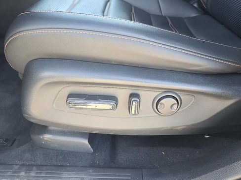 Used 2025 Honda CR-V Sport Touring image 14