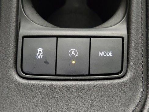 Certified 2023 Cadillac XT4 Premium Luxury FWD image 29
