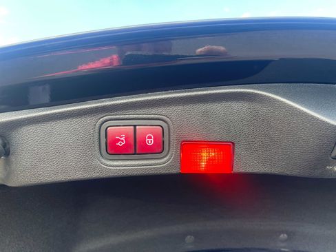 Used 2020 Mercedes-Benz C 300 Coupe w/ AMG Line image 11