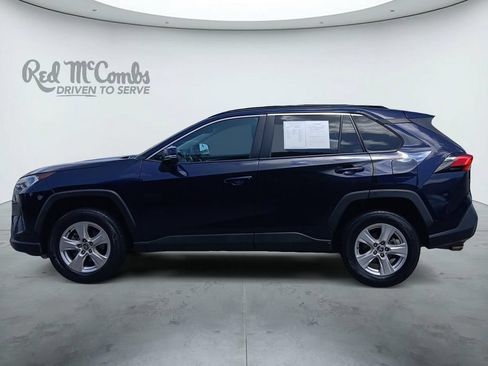 Used 2021 Toyota RAV4 XLE AWD/4WD image 2