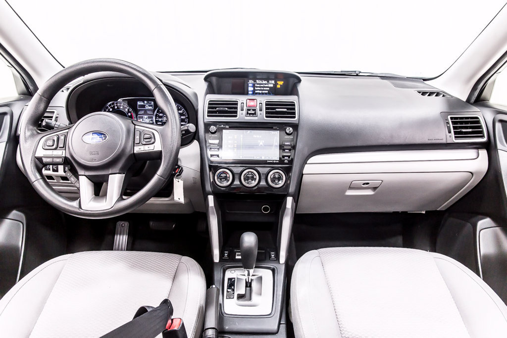 Used 2017 Subaru Forester 2.5i Premium AWD/4WD image 17