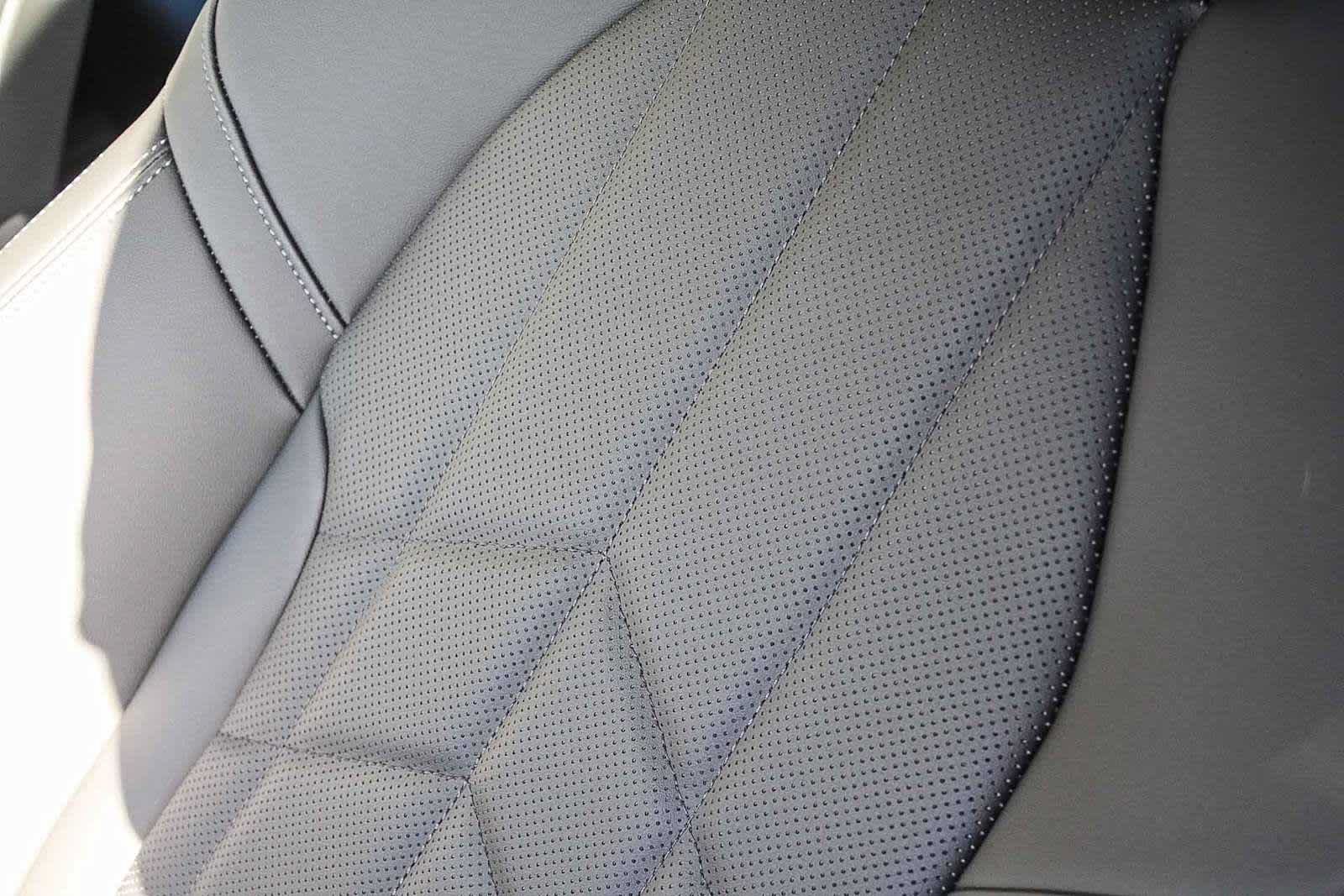 Used 2026 BMW 530i w/ Premium Package RWD image 24