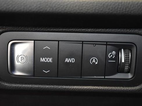 Used 2024 Chevrolet Traverse RS w/ LPO, Floor Liner Package AWD/4WD image 36
