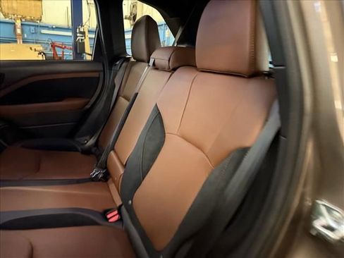 Used 2025 Subaru Forester Touring image 15