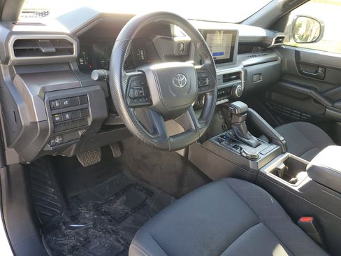 Used 2024 Toyota Tacoma SR5 AWD/4WD image 16