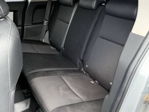 Used 2007 Toyota FJ Cruiser 4WD image 12