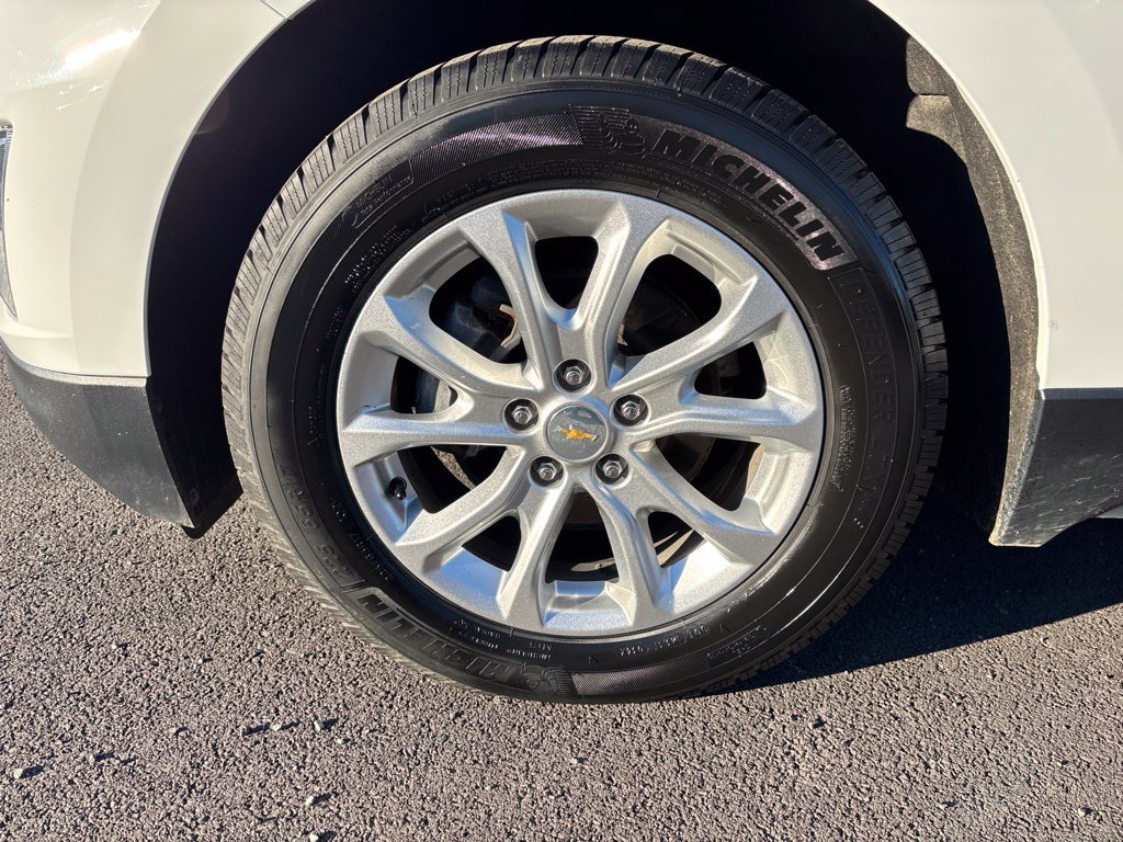 Used 2018 Chevrolet Equinox LT FWD image 10