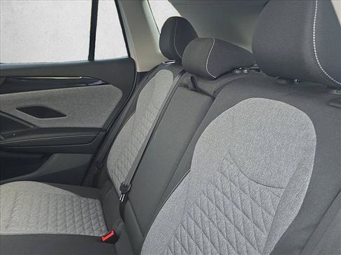 Used 2026 Volkswagen Tiguan S FWD image 16
