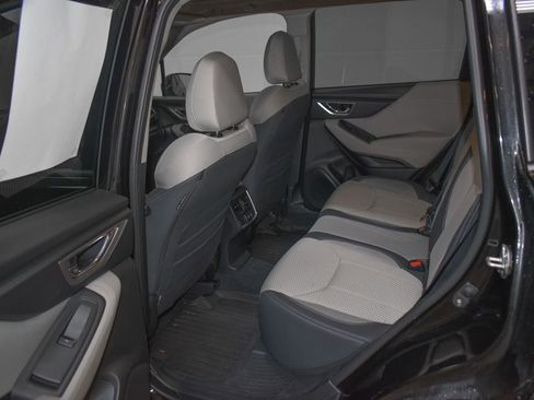 Used 2021 Subaru Forester Premium image 23