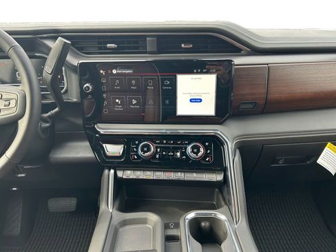 New 2025 GMC Sierra 2500 Denali Ultimate w/ Max Trailering Package image 12