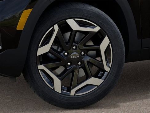 New 2026 Kia Seltos SX image 9