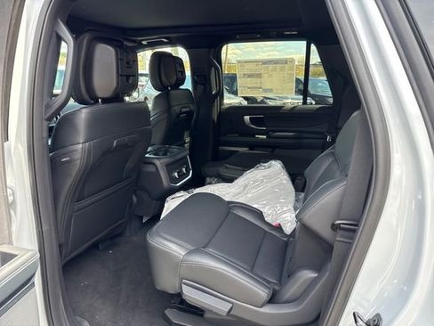New 2026 Ford Expedition Max Platinum AWD/4WD image 10