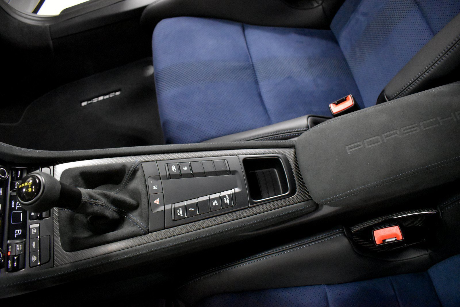 Used 2024 Porsche 718 Cayman GT4 RS RWD image 36
