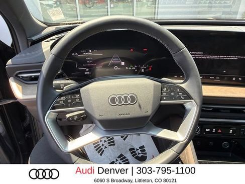 Used 2025 Audi Q5 Premium w/ Premium Plus AWD/4WD image 7