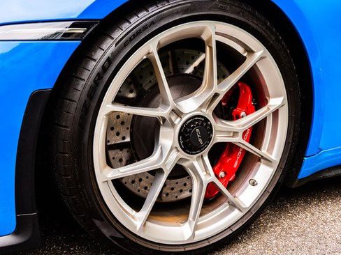 Used 2022 Porsche 911 GT3 RWD image 5
