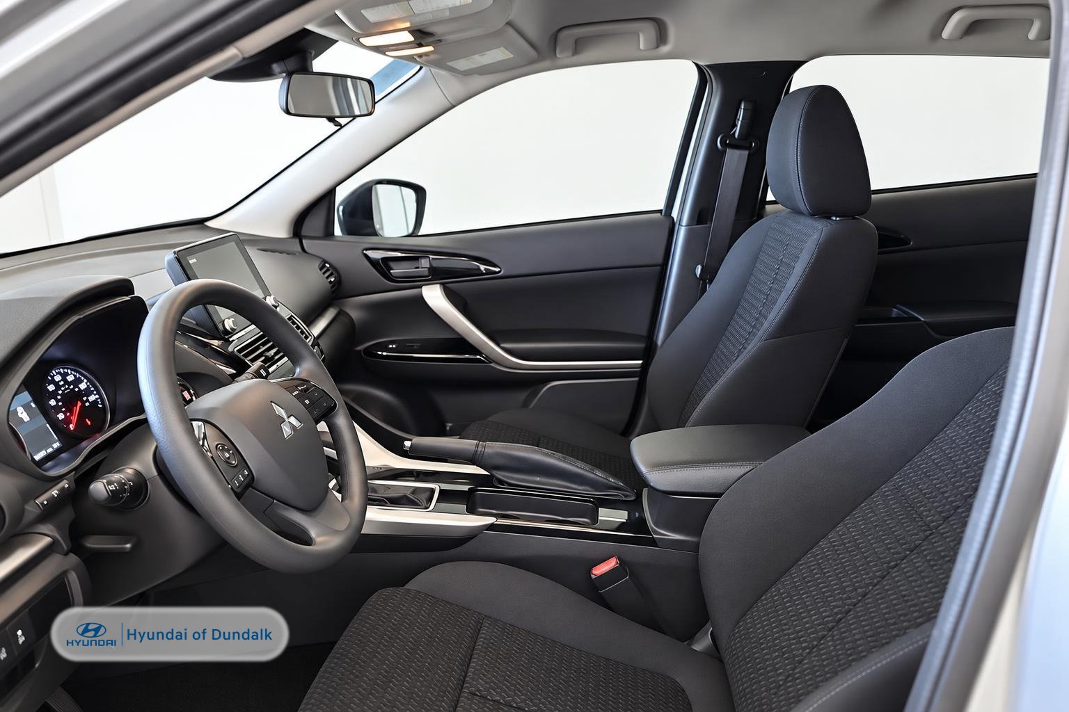 Used 2025 Mitsubishi Eclipse Cross AWD image 7