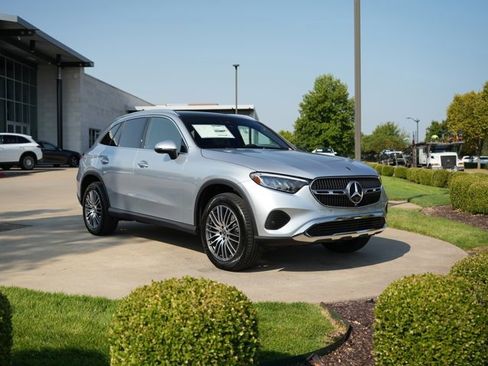 Used 2026 Mercedes-Benz GLC 300 4MATIC image 10