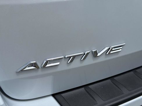 New 2026 Ford Explorer Active RWD image 10