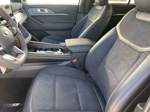 New 2026 Ford Explorer ST RWD image 18