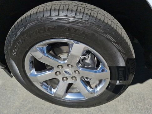 Used 2023 Ford F150 Lariat w/ Equipment Group 502A High image 5