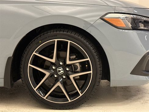 Certified 2023 Honda Civic Sport Touring image 7