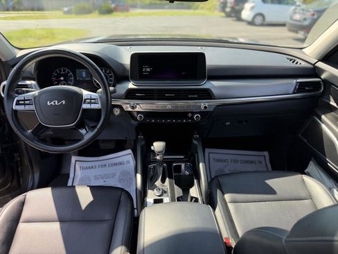 Used 2022 Kia Telluride S image 18