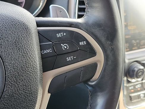 Used 2016 Jeep Grand Cherokee Limited AWD/4WD image 30