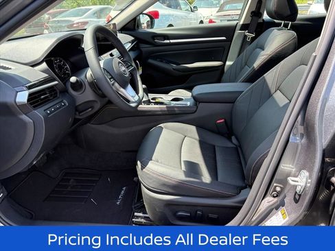 New 2026 Nissan Altima 2.5 SR FWD image 18