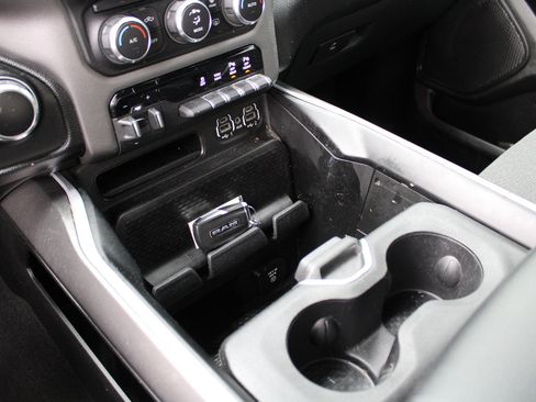 Certified 2022 RAM 1500 Big Horn image 22