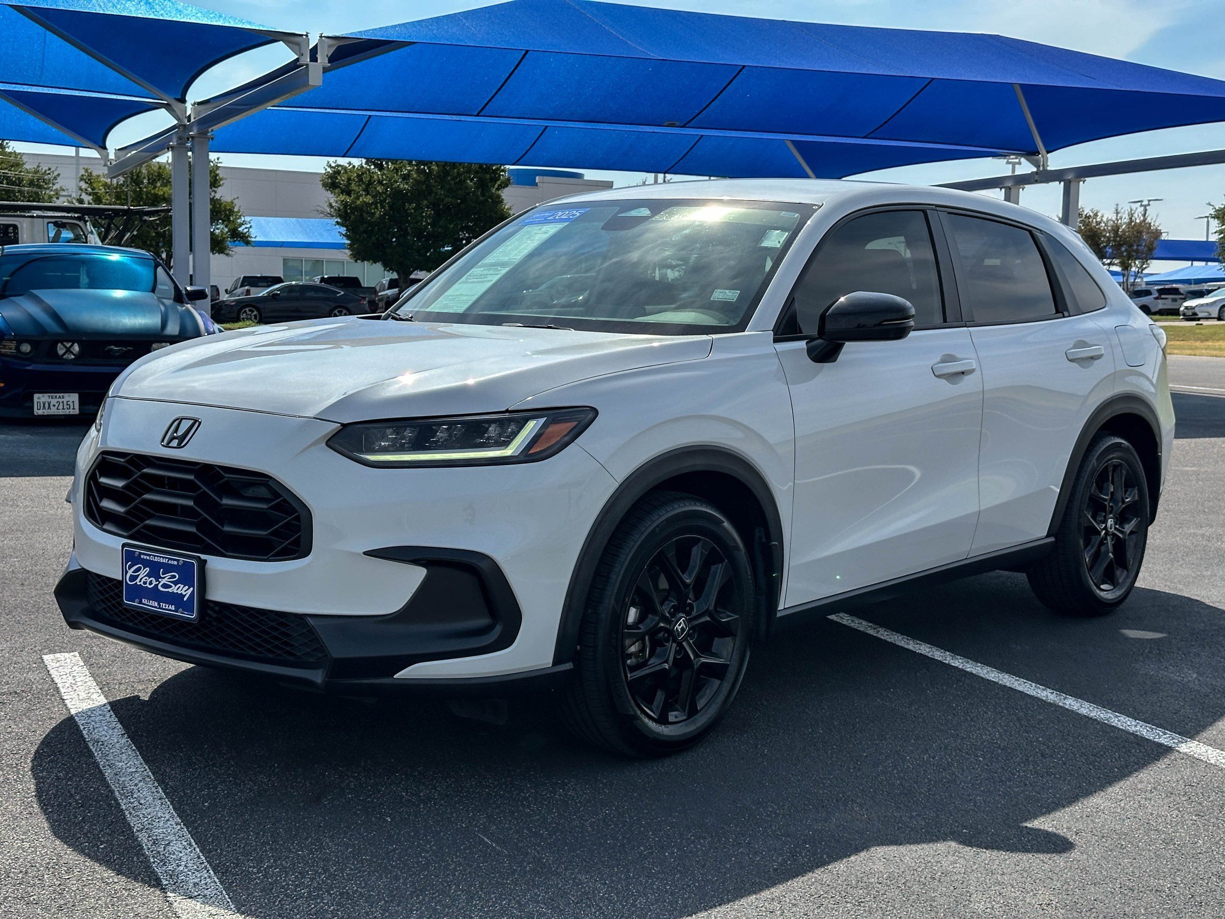 Certified 2025 Honda HR-V Sport image 10