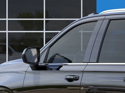 New 2026 Chevrolet Suburban LS RWD image 42