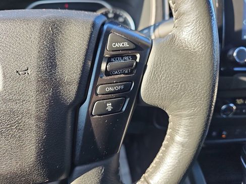 Used 2024 Nissan Frontier SV w/ SV Convenience Package image 21