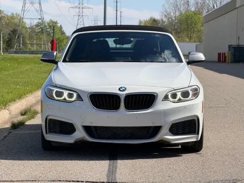 Used 2016 BMW M235i xDrive Convertible AWD/4WD image 6