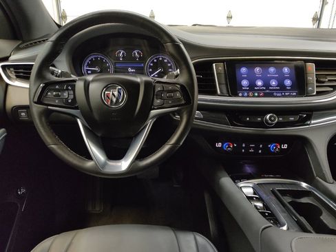 Used 2023 Buick Enclave Essence FWD image 22