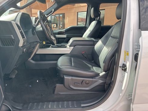 Certified 2022 Ford F250 Lariat w/ Lariat Value Package image 30