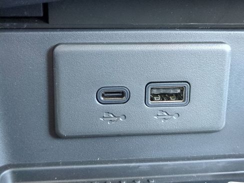 New 2026 Buick Envision Sport Touring image 21