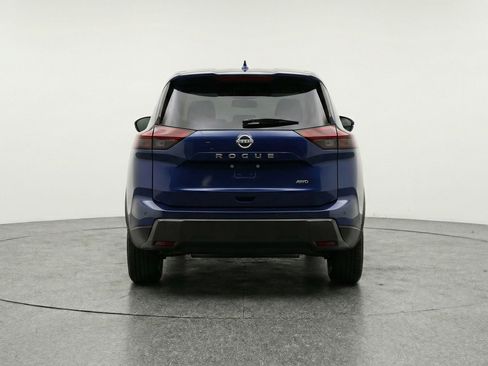 Used 2025 Nissan Rogue SV image 7