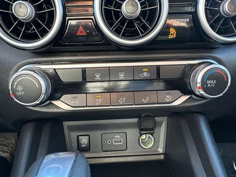 Used 2025 Nissan Sentra S image 31