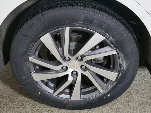 Used 2022 Chevrolet Equinox Premier image 15