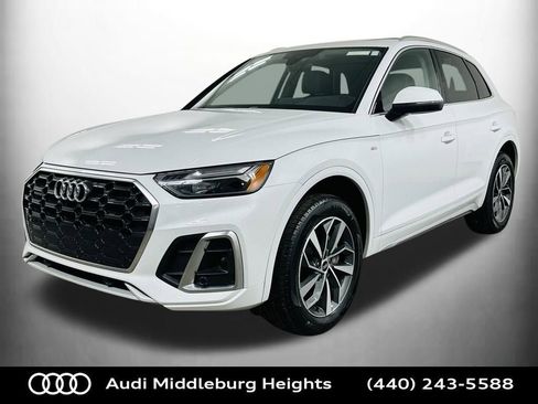 Certified 2023 Audi Q5 2.0T Premium w/ Convenience Package image 4